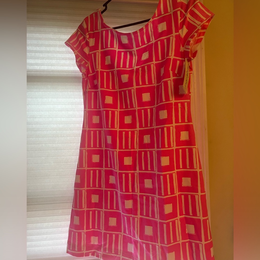 NWT MAHI GOLD Pink and White Nautical flag